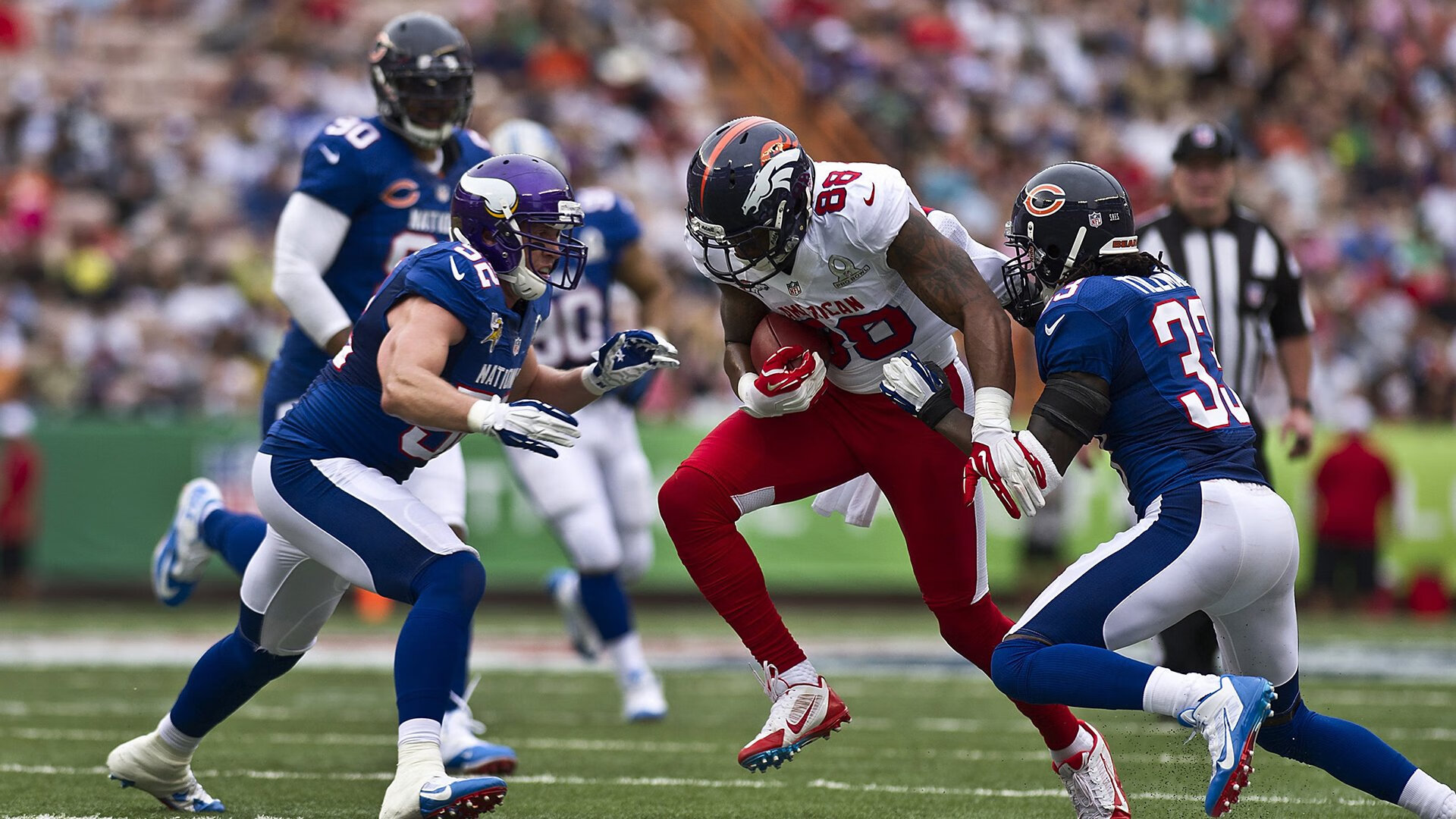 开云电竞入口-未来车载显示屏：互动体验升级，未来汽车显示屏的发展趋势